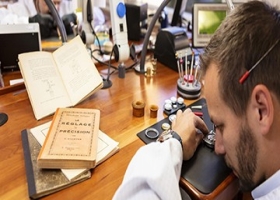 上海劳力士官售后维修网点电话