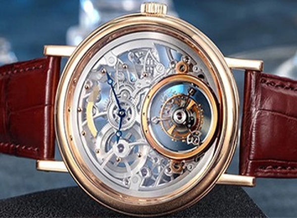 上海劳力士手表有水气不走